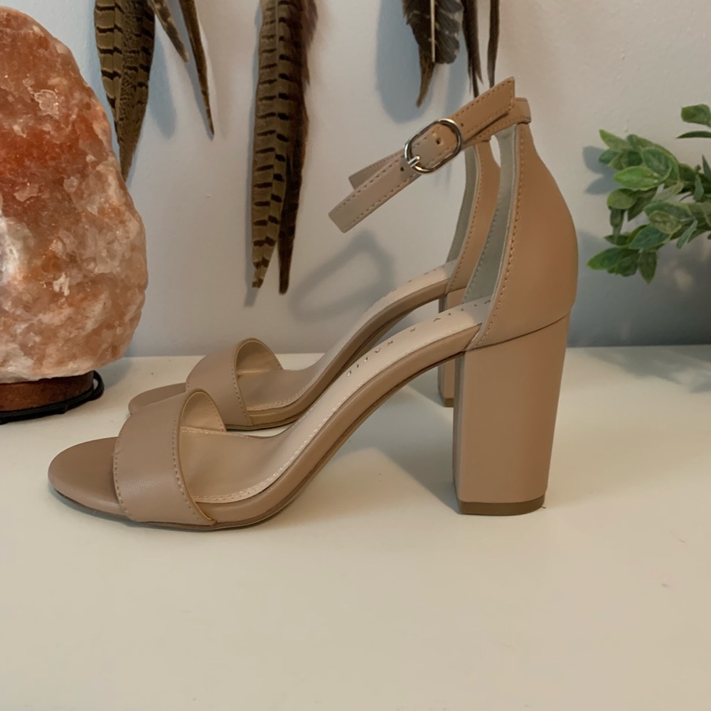 Nude heels classic 7.5